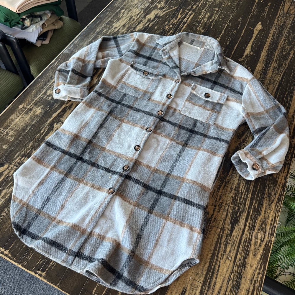 💫 Plaid Button-Up Jacket Dress Shawl – Size Small